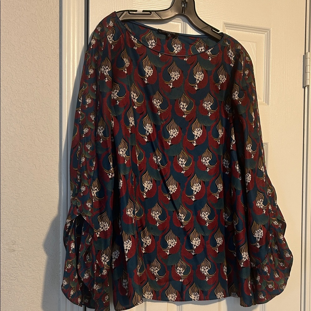 Lafayette 148 NY 100% Silk Maroon, Gold,& Blue Blouse w/ fluted ruffled sleeves.